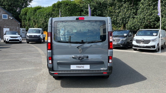 Renault Trafic Lwb Diesel LL30 Blue dCi 130 Advance [Safety] Van - Image 11